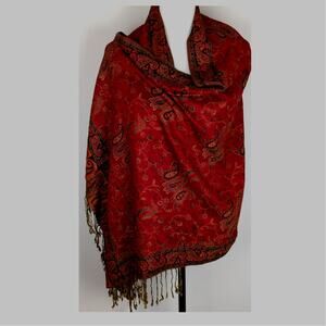 Shawl red avo black acrylic/viscose NWOT Jaquard reversibleTrue bright red Avo